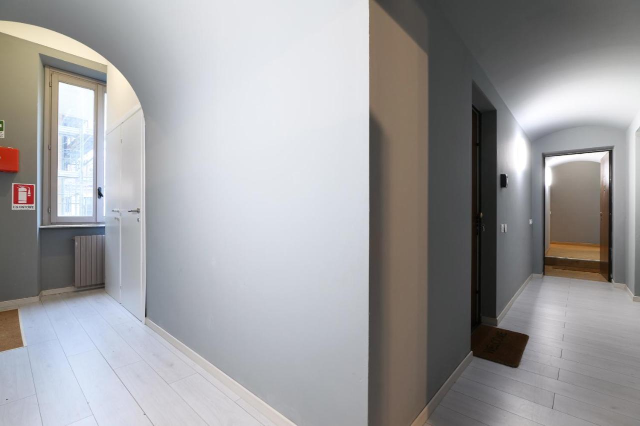 Luminoso Appartamento Con Balcone In Cadorna Mediolan Zewnętrze zdjęcie
