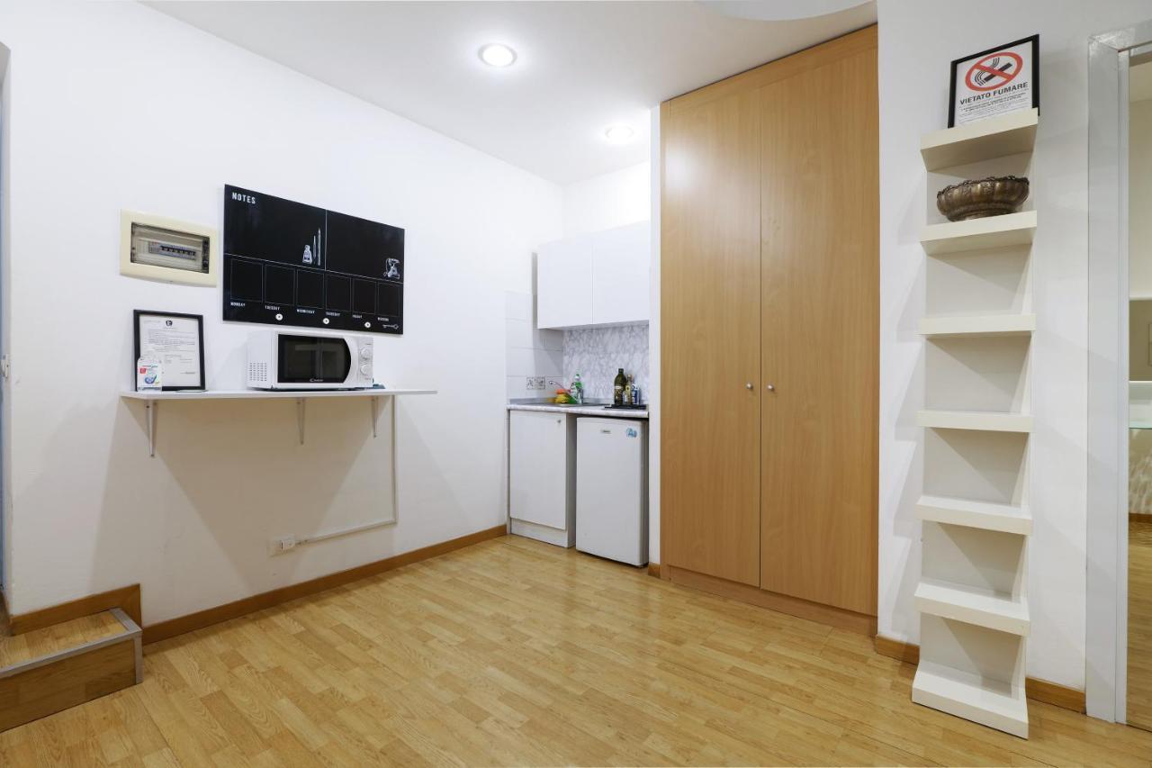 Luminoso Appartamento Con Balcone In Cadorna Mediolan Zewnętrze zdjęcie